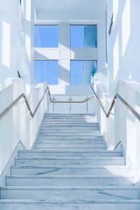 Read more about the article Staircase Lighting Ideas for Illuminating Your Space